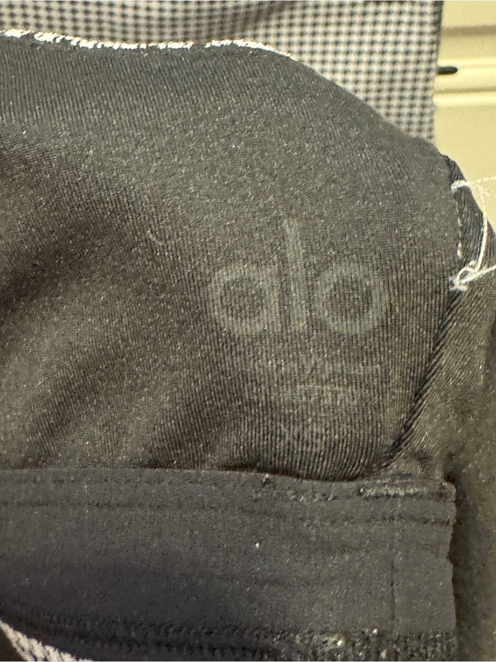 ALO Yoga Airtech Micro Houndstooth Bra & Micro Houndstooth Biker Short Set $158 - Picture 11 of 16